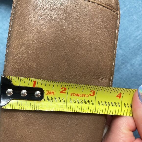 Michael Kors tan leather hobo shoulder bag - Picture 13 of 14